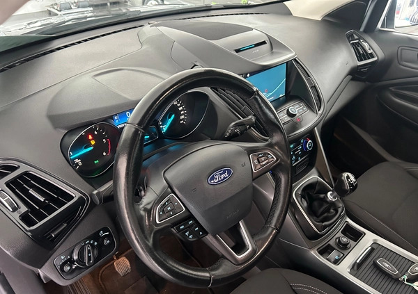 Ford Kuga cena 69900 przebieg: 76297, rok produkcji 2018 z Wyszków małe 781
